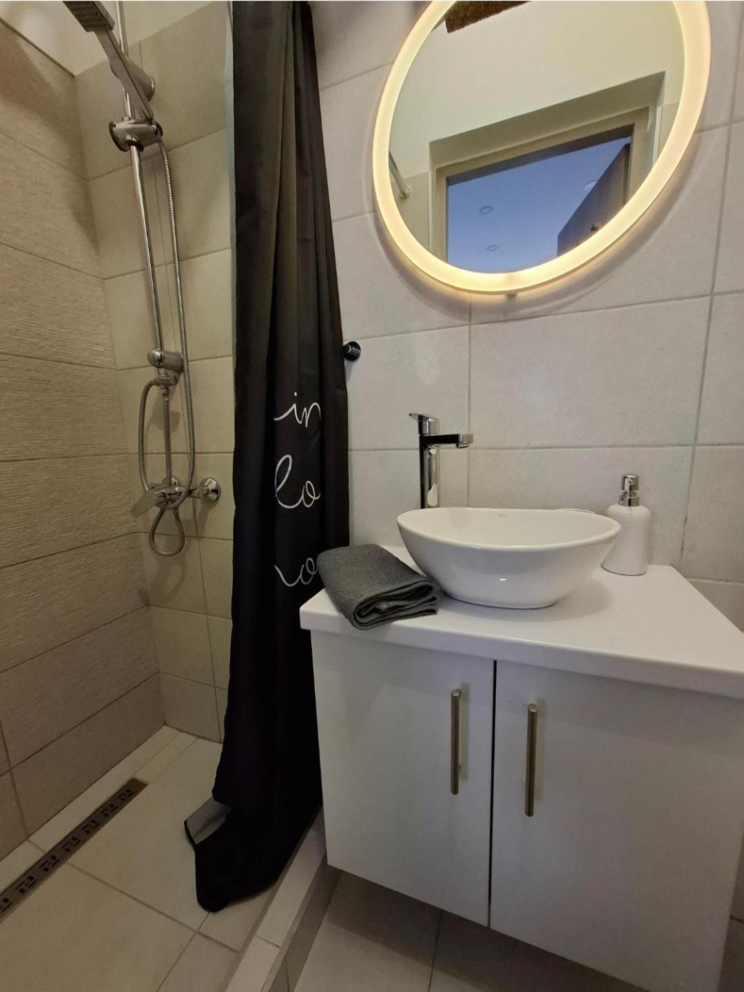 Belvarosi Apartman Vasarosnameny Exterior photo